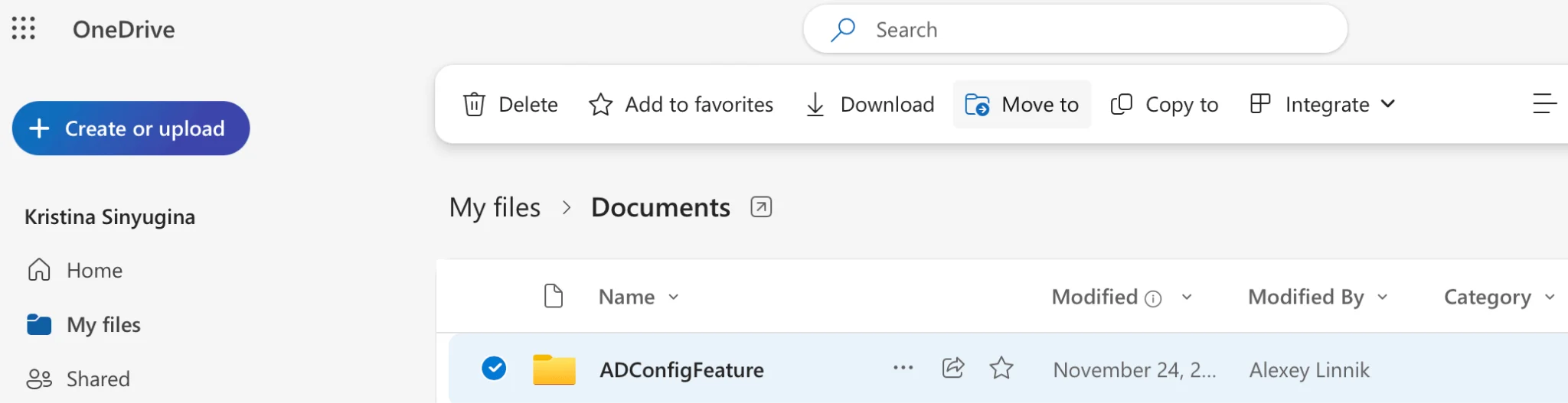 Moving or copying files within OneDrive