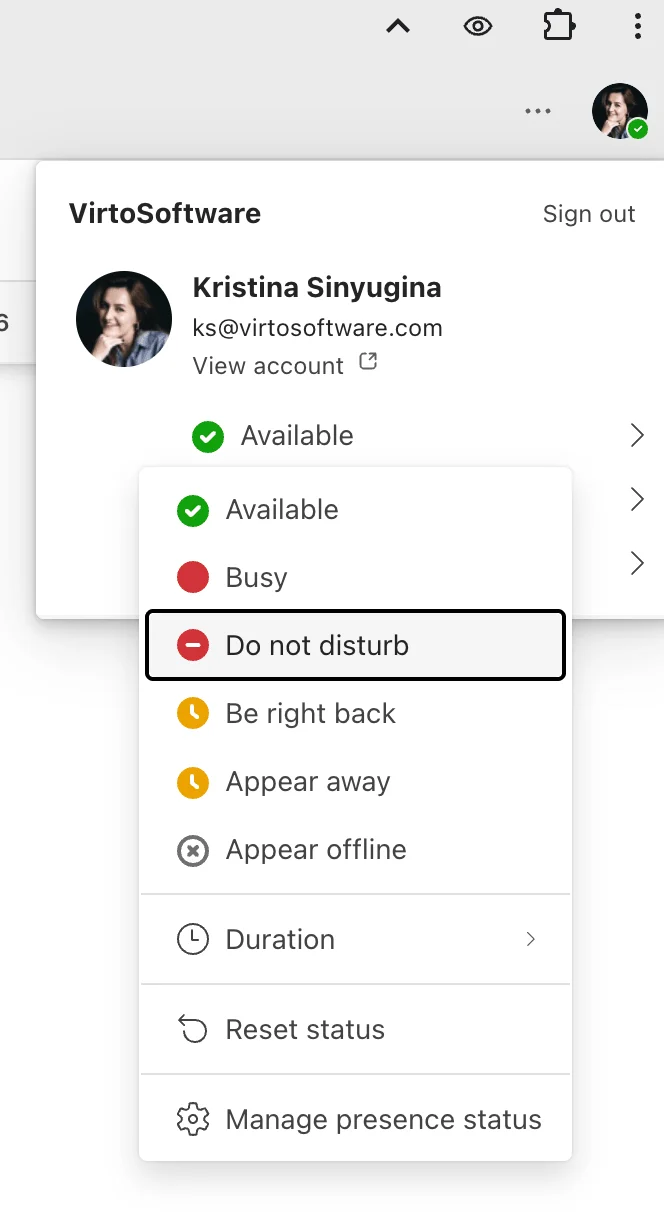 Navigating to Teams status menu