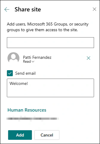 Share site panel of a communication site with a person added at the Read level and a Send email check box